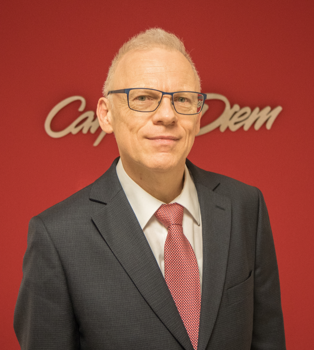 Dr. Lutz Förster 